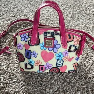 Dooney & Bourke EUC rare authentic Ruby crossbody satchel